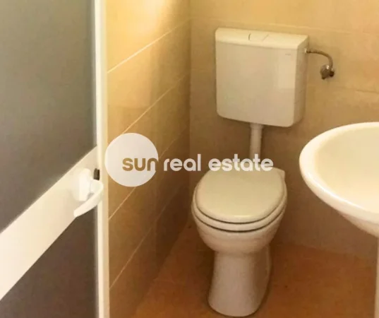 Shkoder, jepet me qera aktivitet biznesi Kati 0, 1.700 m² 2.000 € (ZONA INDUSTRIALE)