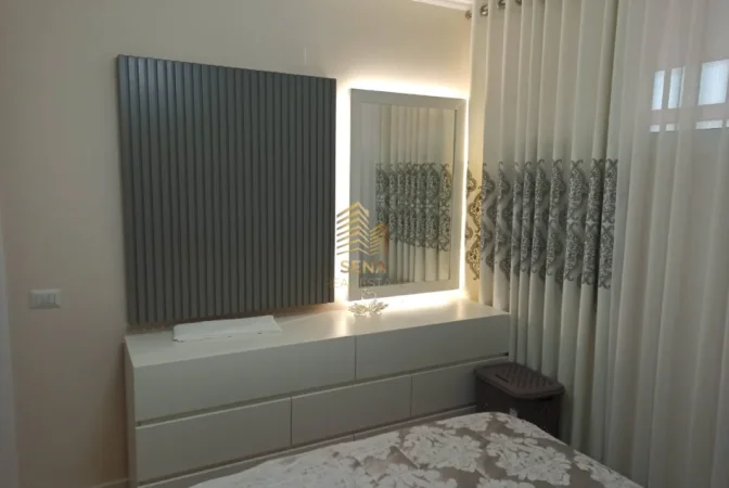 Tirane, jepet me qera apartament 1+1+Ballkon Kati 9, 65 m² 400 € (Porcelan)