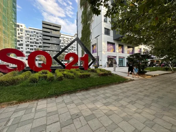 Tirane, shitet apartament 1+1+Ballkon Kati 5, 70 m² 211.800 € (Square 21, Tiranë)