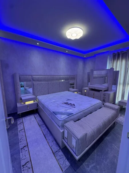 Tirane, jepet me qera apartament 1+1+Ballkon Kati 8, 70 m² 500 € (Univers City)