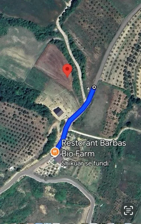 Tirane, shitet toke bujqesore , 3.680 m² 