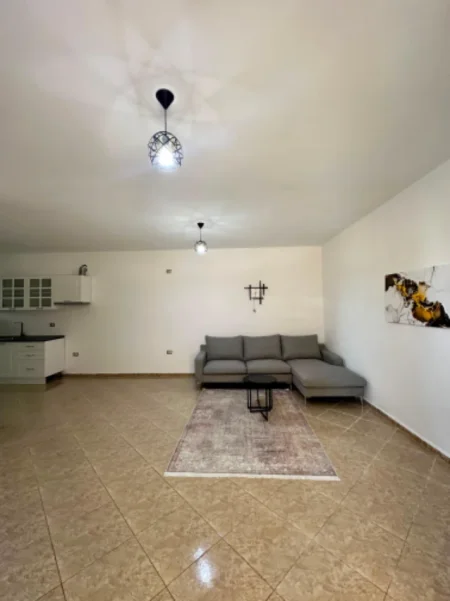 Tirane, jepet me qera apartament 1+1 Kati 2, 80 m² 400 € (Ali Dem prane Kryegjyshates)