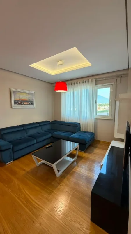 Tirane, shitet apartament 2+1 Kati 4, 96 m² 260.000 € (Liqeni i Thatë)