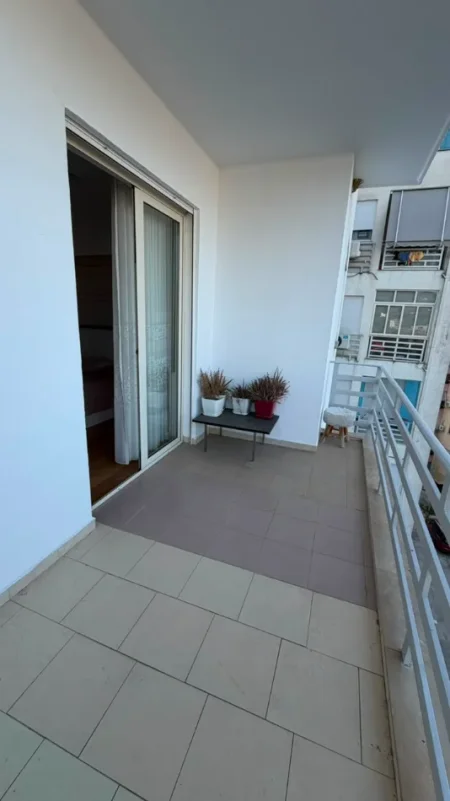 Tirane, shitet apartament 2+1 Kati 4, 96 m² 260.000 € (Liqeni i Thatë)