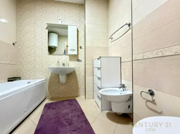 Tirane, jepet me qera apartament 2+1 Kati 2, 100 m² 600 € (rruga e dibres)