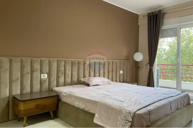 Tirane, jepet me qera apartament , 172 m² 1.400 € 