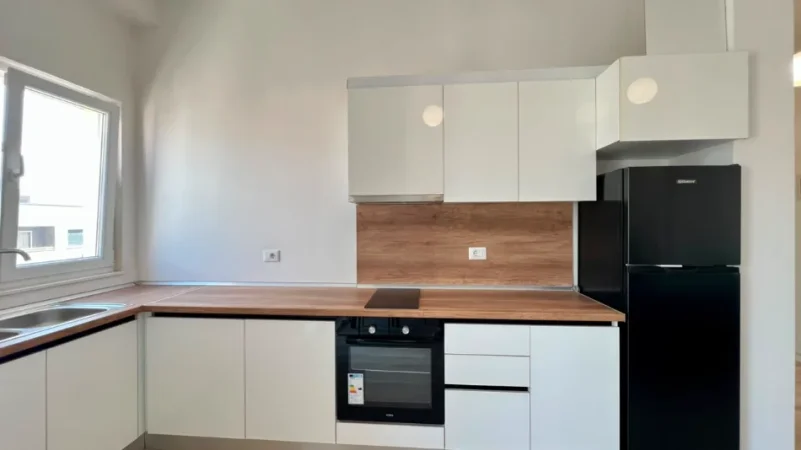🏠Me Qera : 1+1 📍Aura Complex (Prane Zoja e Keshilit te Mire) - 55,000Leke/Muaj - Pallat V.2025 - K.6 - 65m² - (E Pa Banuar 100% e re)🔥☄️