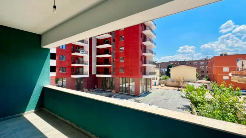 🏠SHITET: 2+1+1 Garderob 📍Xhamllik - Orientim Jug 🌞 - 170,000€ - Pallat V.2026 - K.2 - 99m² ||  🔥Gati per Banim - Gusht 2026🔥