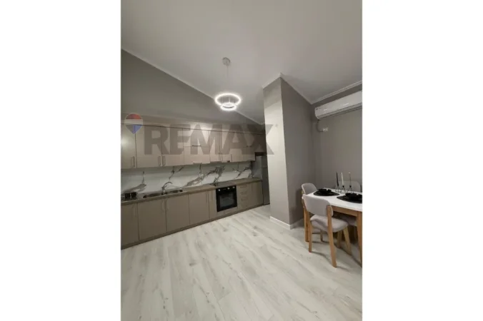 Tirane, jepet me qera apartament , 120 m² 960 € 