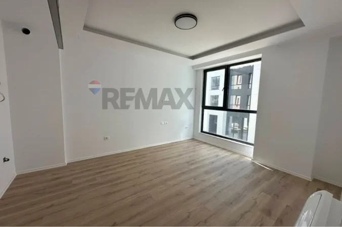 Tirane, jepet me qera apartament , 56 m² 600 € 