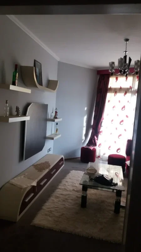 Tirane, jepet me qera apartament 2+1+Aneks+Ballkon Kati 5, 82 m² 500 € (Don Bosko)