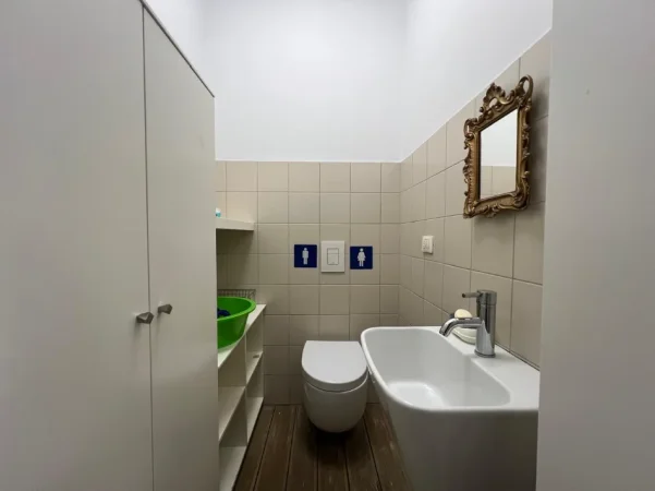 Tirane, jepet me qera apartament duplex Dublex Kati 2, 108 m² 1.067 € (Rruga Peti, Liqeni i thate)