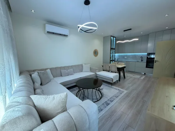 Tirane, jepet me qera apartament 1+1 Kati 6, 75 m² (rruga xhanfize keko)