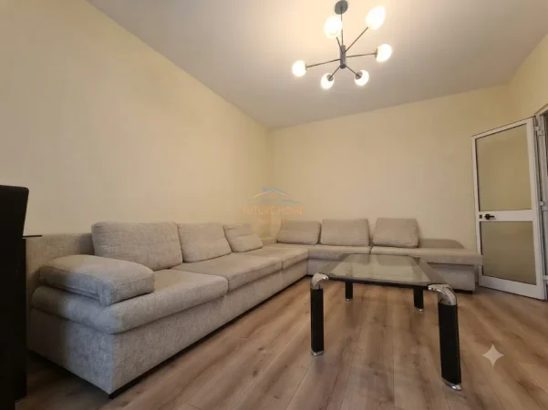 Tirane, shitet apartament 2+1 Kati 4, 57 m² 98.000 € (Rruga Vangjel Capo)