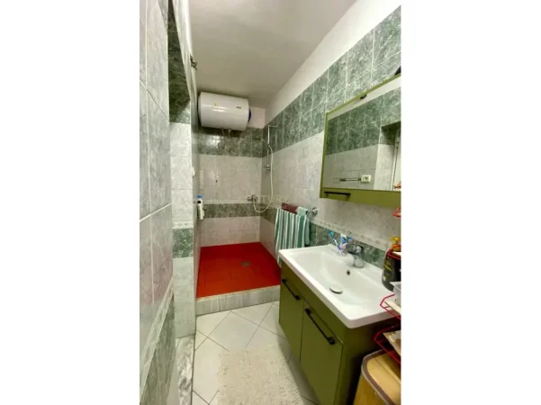 Tirane, jepet me qera apartament 2+1 Kati 6, 84 m² 600 € 