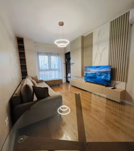 Tirane, jepet me qera apartament 2+1 Kati 4, 80 m² 900 € (STADIUMI DINAMO)