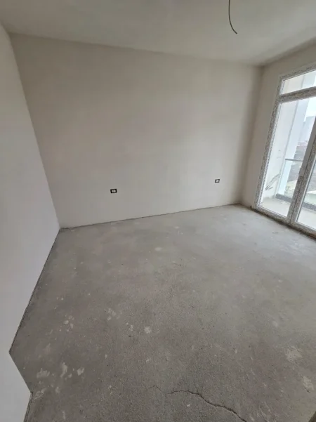 Tirane, shitet apartament 3+1 , 141 m² 277.500 € (Rruga Jordan Misja)