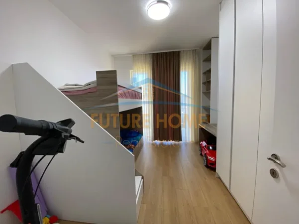 Tirane, jepet me qera apartament 2+1 Kati 4, 91 m² 75.000 €