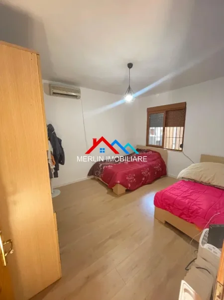 Tirane, jepet me qera apartament 2+1+Ballkon Kati 1, 58 m² 530 € (RRUGA ILIA DILO SHEPERI,SELITE)