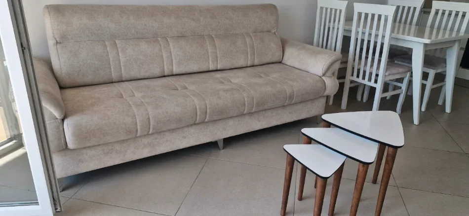 Tirane, jepet me qera apartament 1+1 Kati 2, 74 m² 500 € (Rr. Dibres)