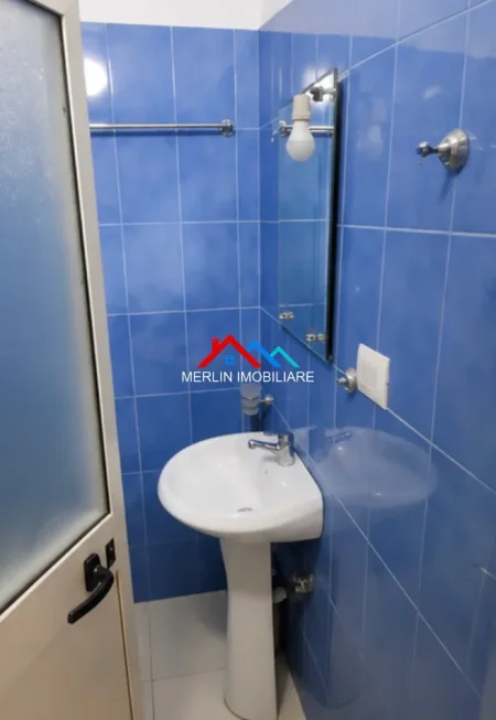 Tirane, jepet me qera garsonier Kati 2, 30 m² 299 € (INSTITUTI I HIGJENES,RRUGA INAJETE DUMI)