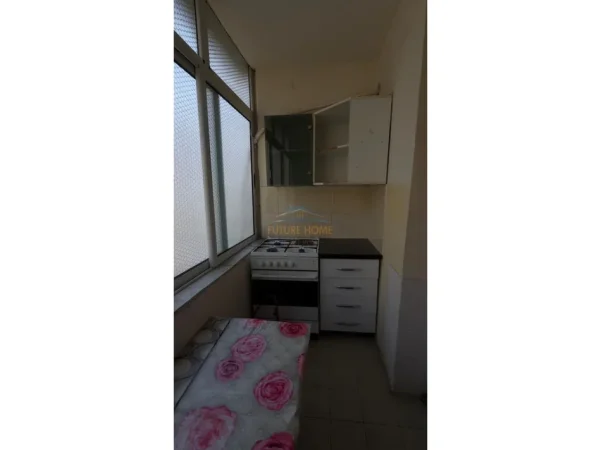 Tirane, shitet apartament 2+1 Kati 4, 57 m² 98.000 € (Allias)