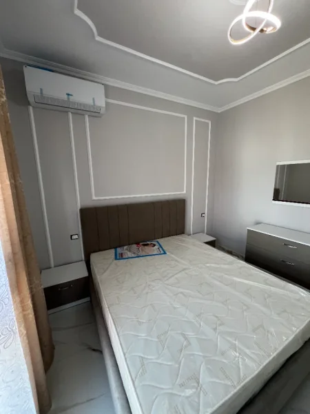 Tirane, jepet me qera apartament 1+1 Kati 7, 50 m² 600 € (Jordan Misja)