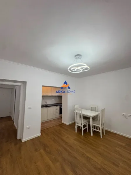 Tirane, shitet apartament 1+1+Ballkon Kati 1, 57 m² 123.000 € 