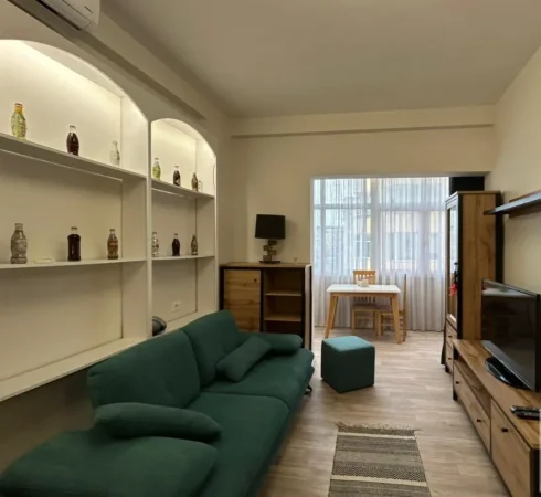 Tirane, jepet me qera apartament 1+1 Kati 4, 60 m² 550 € (Prokop mima)