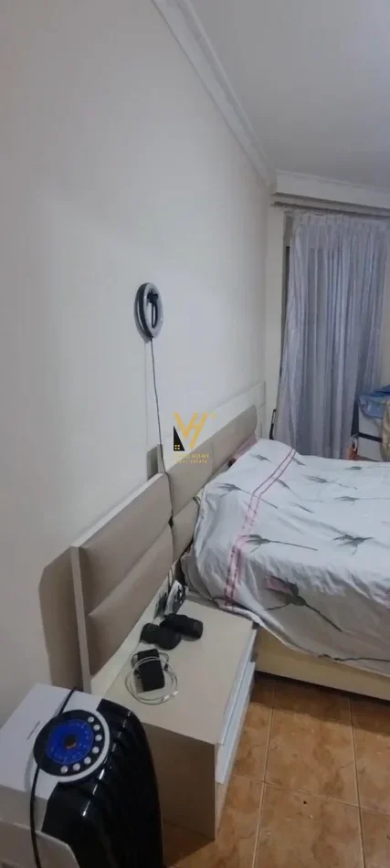 Tirane, jepet me qera apartament 2+1+Ballkon Kati 8, 95 m² 530 € (VILA L)