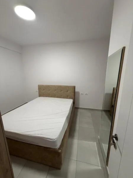 Tirane, jepet me qera apartament 2+1 Kati 5, 80 m² 600 € (Spitali Amerikan 3)