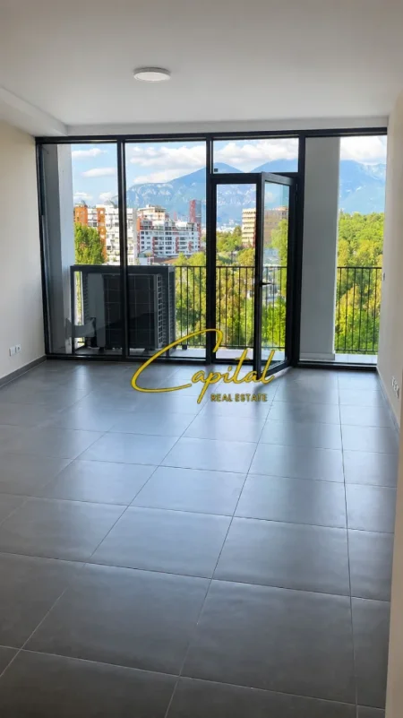 Tirane, jepet me qera ambjent biznesi Kati 3, 130 m² 2.000 € (LAKE VIEW RESIDENCE)