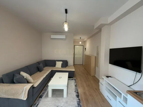 Tirane, jepet me qera apartament 1+1 Kati 2, 60 m² 600 € 