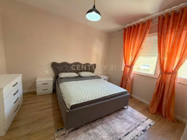 Tirane, jepet me qera apartament 1+1 Kati 2, 60 m² 600 € 