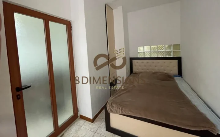Shitet Apartament 1+1 ne Myslym Shyr me hipoteke (D8141A-126)