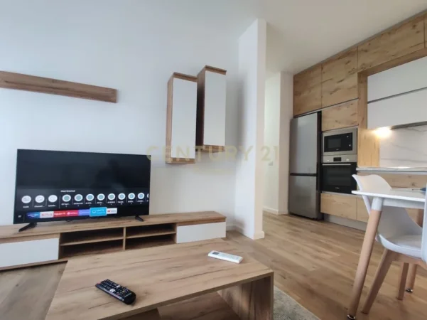 Tirane, jepet me qera apartament 2+1 Kati 2, 95 m² 800 € (rezidenca quartum)