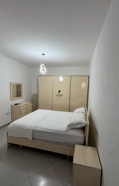 Tirane, jepet me qera apartament 2+1 Kati 3, 100 m² 550 € (ASTIR)