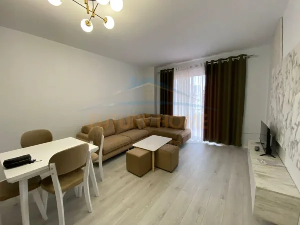 Tirane, jepet me qera apartament 1+1 Kati 7, 72 m² 500 € 