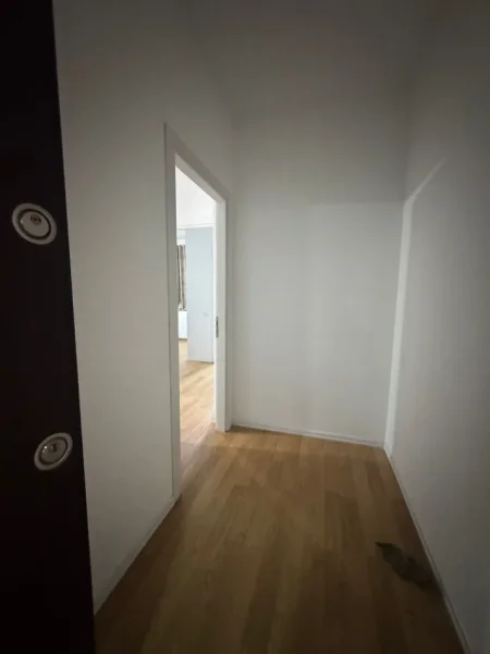 Tirane, shitet apartament 1+1+Aneks+Ballkon Kati 9, 109 m² 170.000 € (Selite)