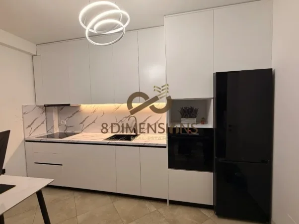 Jepet me qera Apartament 2+1 ne Rrugen e Barrikadave (D8242A-206)