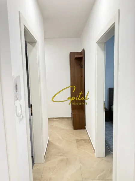 Tirane, jepet me qera apartament 1+1 Kati 9, 60 m² 450 € (ASTIR)