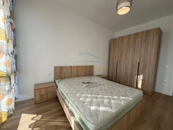 Tirane, jepet me qera apartament 1+1 Kati 4, 80 m² 550 € 