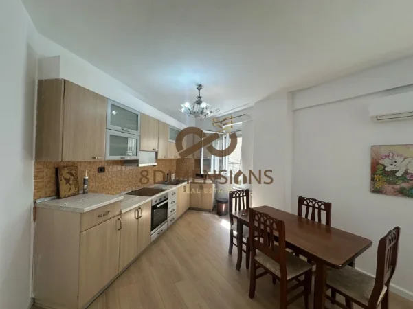 Tirane, jepet me qera zyre , 120 m² 900 € (bllok) /// ZYRE me qera Prane Gardes – Tirane (D828A-41)