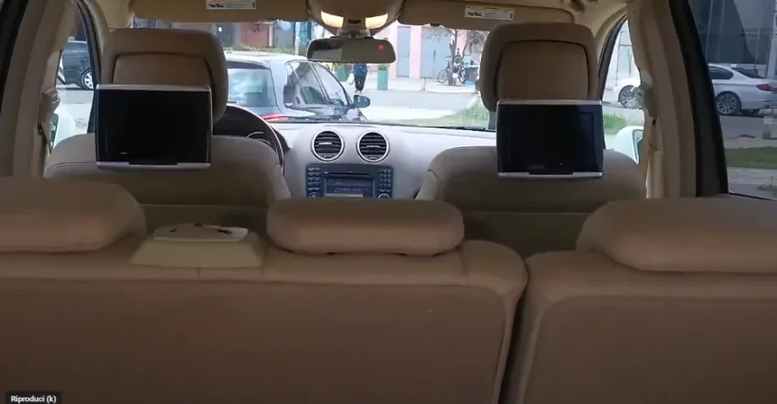Tirane, shitet SUV Mercedes GL 350 Nafte, e bardhë automatik Klima 175.000 km 13.500 €