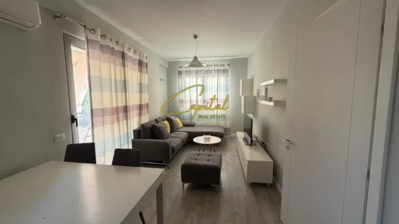 Tirane, jepet me qera apartament 2+1 Kati 4, 80 m² 650 € (LIQENI I THATE)