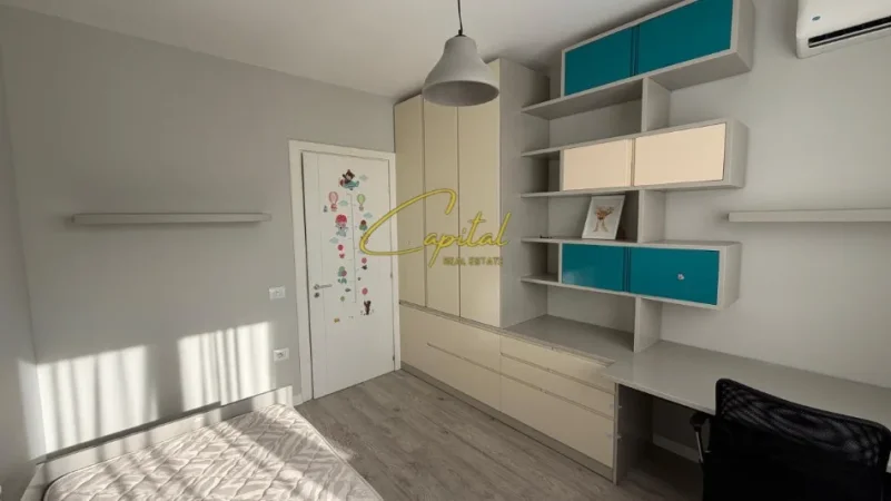 Tirane, jepet me qera apartament 2+1 Kati 4, 80 m² 650 € (LIQENI I THATE)