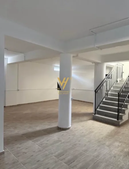 Tirane, jepet me qera Vile 3 Katshe Kati 0, 764 m² 3.000 € (MJULL BATHORE)