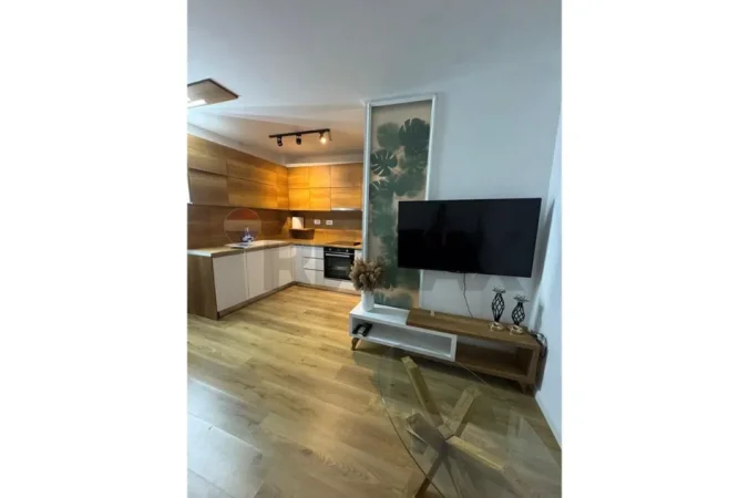 Tirane, jap me qera apartament 2+1 Kati 2, 73 m² 75.000 € (Xhamlliku)