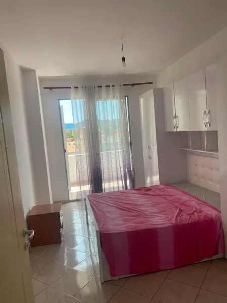Tirane, shitet apartament 2+1+Ballkon Kati 3, 87 m² 115.000 € (Pallatet Çabej)