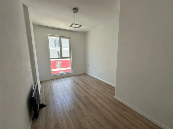 Tirane, jepet me qera apartament 1+1 Kati 6, 40 m² 300 € (Univers City)